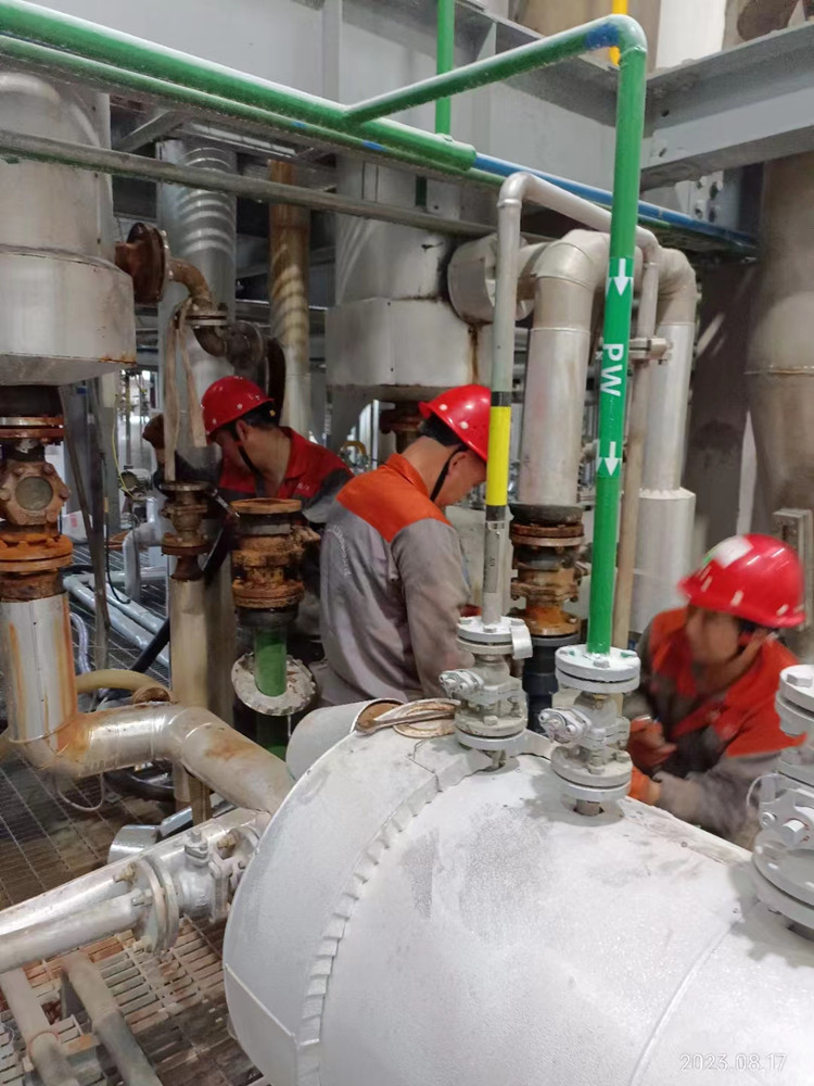 反应釜午夜视频成人福利10_副本